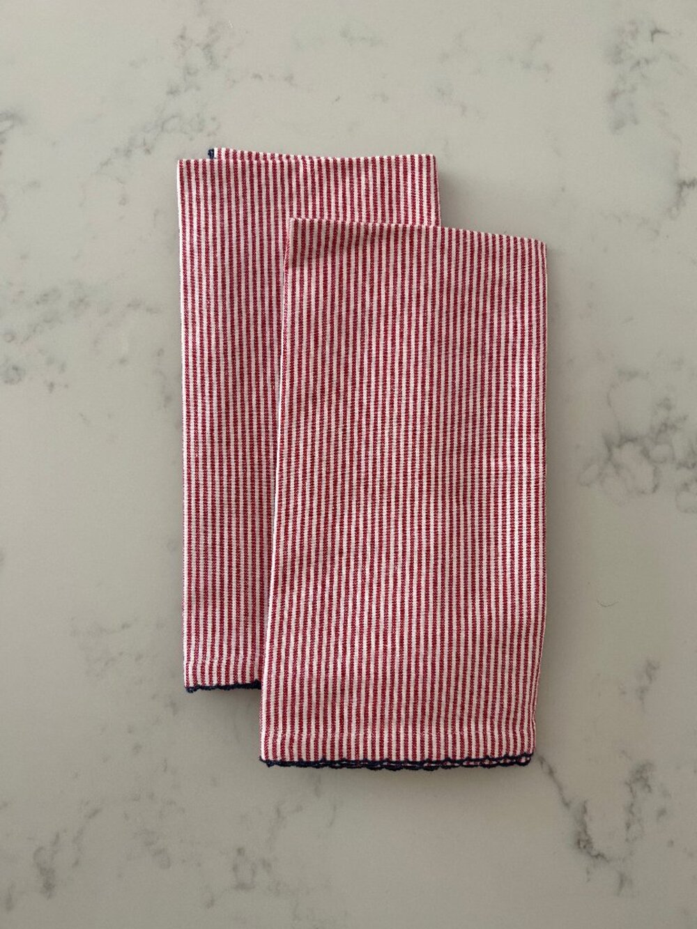 Set/2 Red & White Pinstripe Napkins
